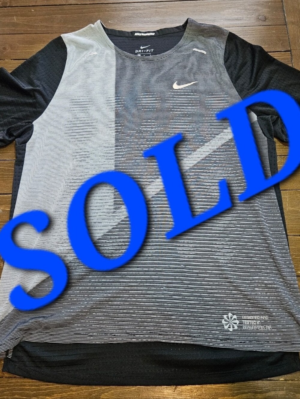Nike Men’s Black & Gray Dri-FIT Short Sleeve Training Shirt